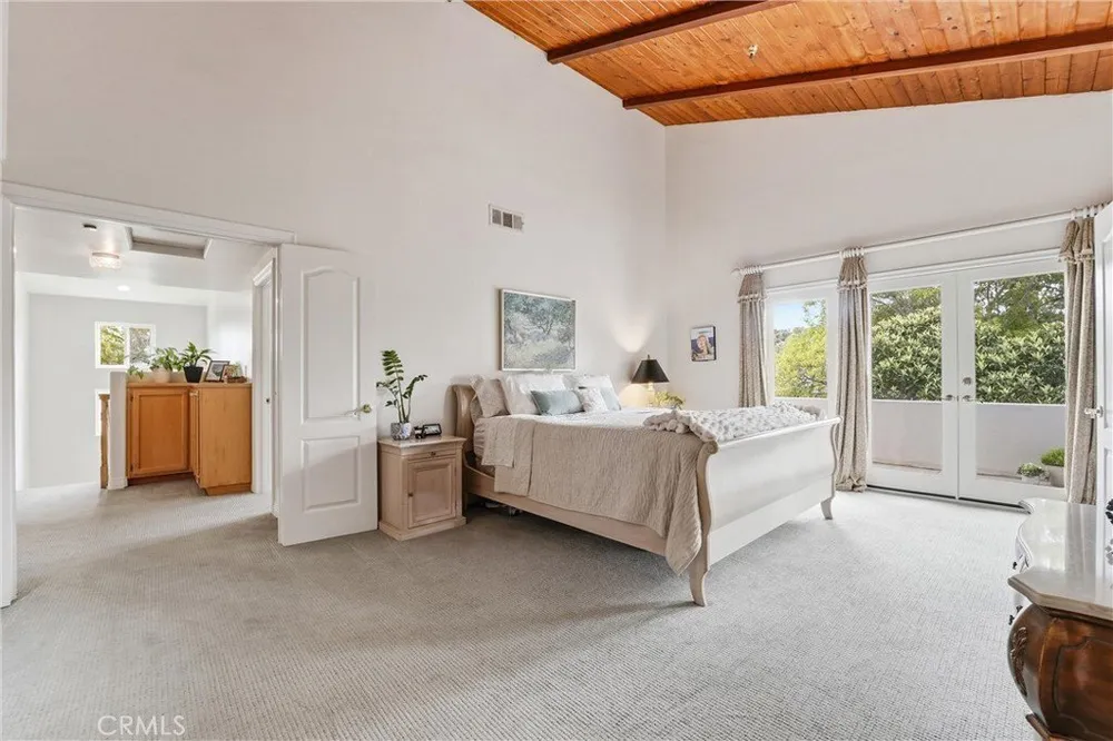 270 Flowerfield Ln, La Habra Heights, CA 90631