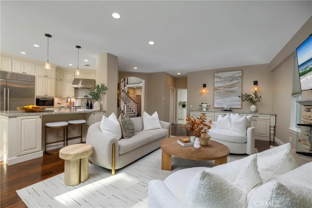 6300 Forester Dr, Huntington Beach, CA 92648