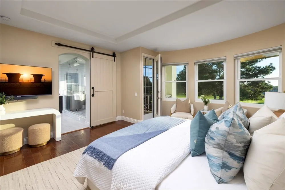 6300 Forester Dr, Huntington Beach, CA 92648