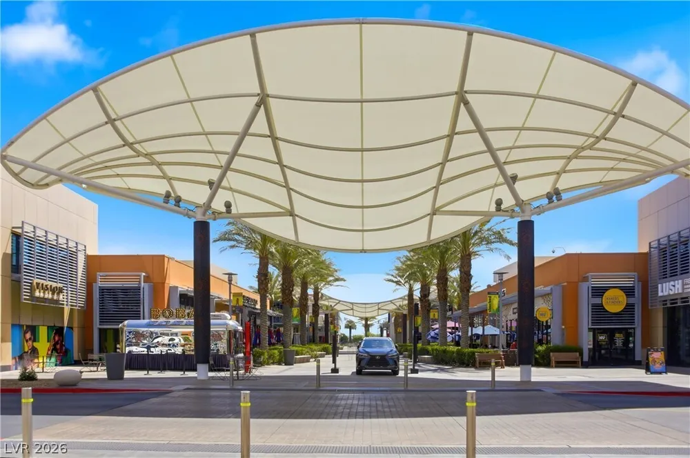 497 Paso De Montana St, Las Vegas, NV 89138