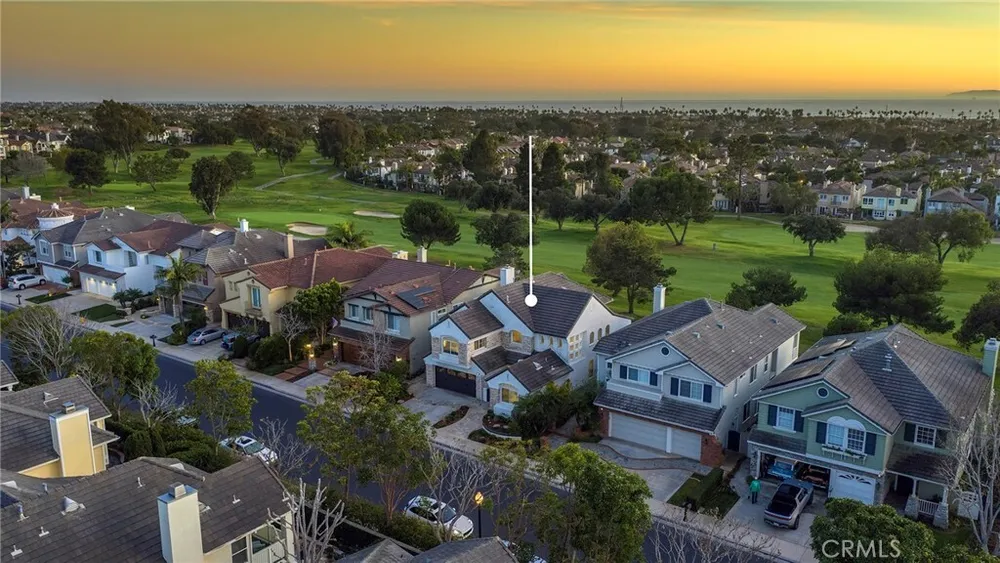 6300 Forester Dr, Huntington Beach, CA 92648