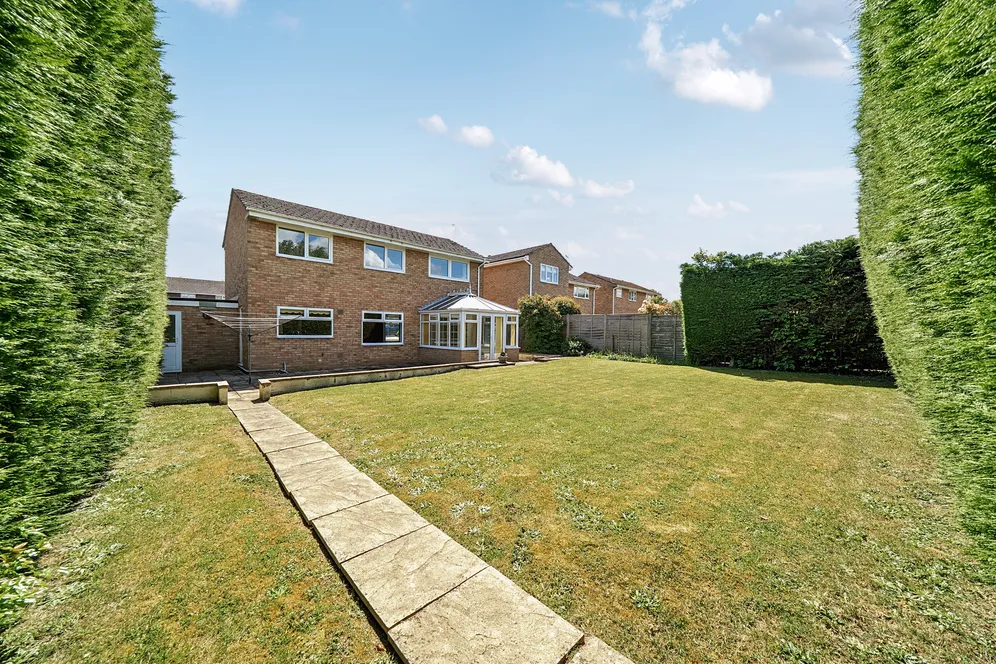 Church Leys, Evenley, NN13 photo 18