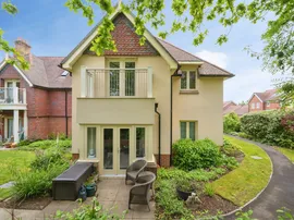 Gilman Court, Eastleigh photo