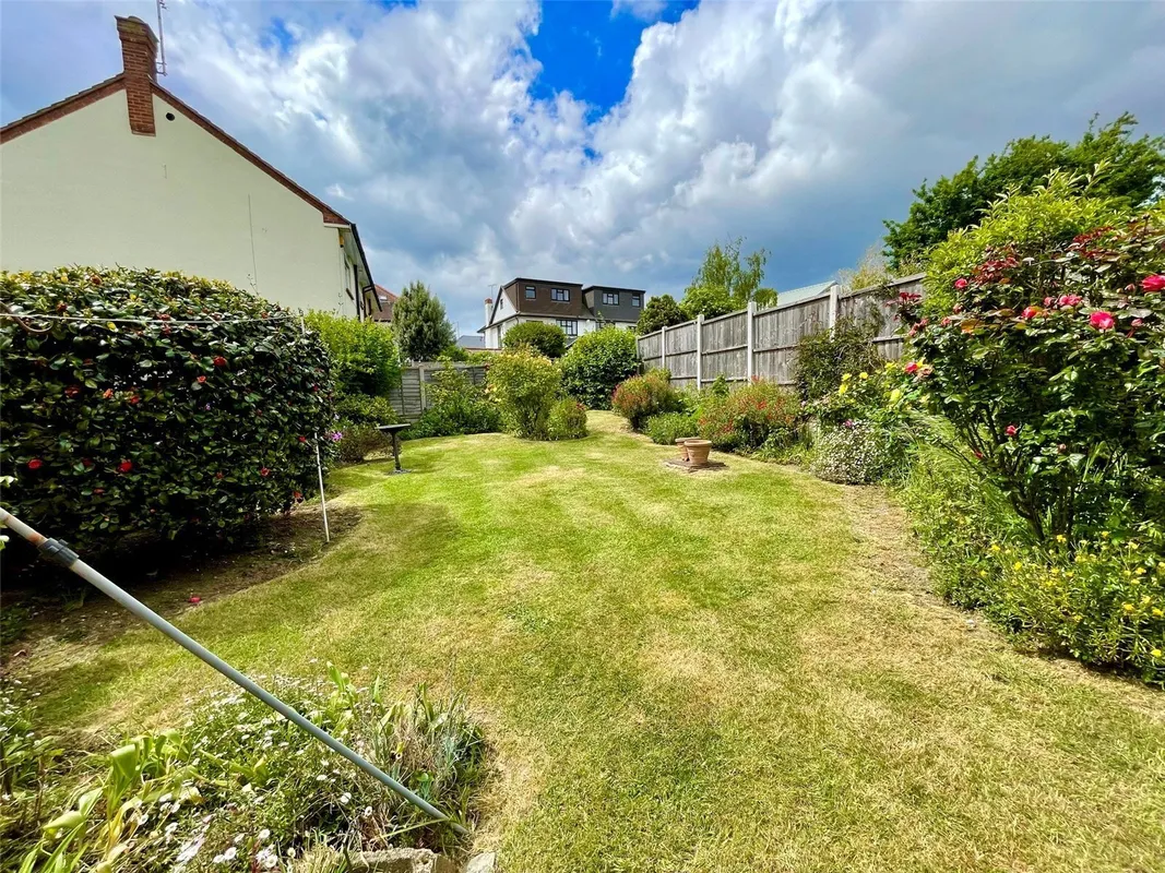 Ellenbrook Close, Leigh-on-Sea, Essex, SS9