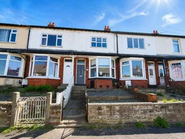 Cross Park Avenue, Castleford photo