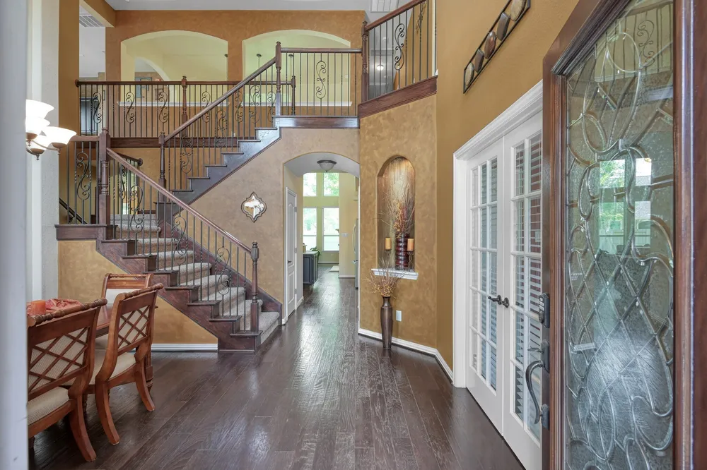 2033 Brodie Ln, Conroe, TX 77301