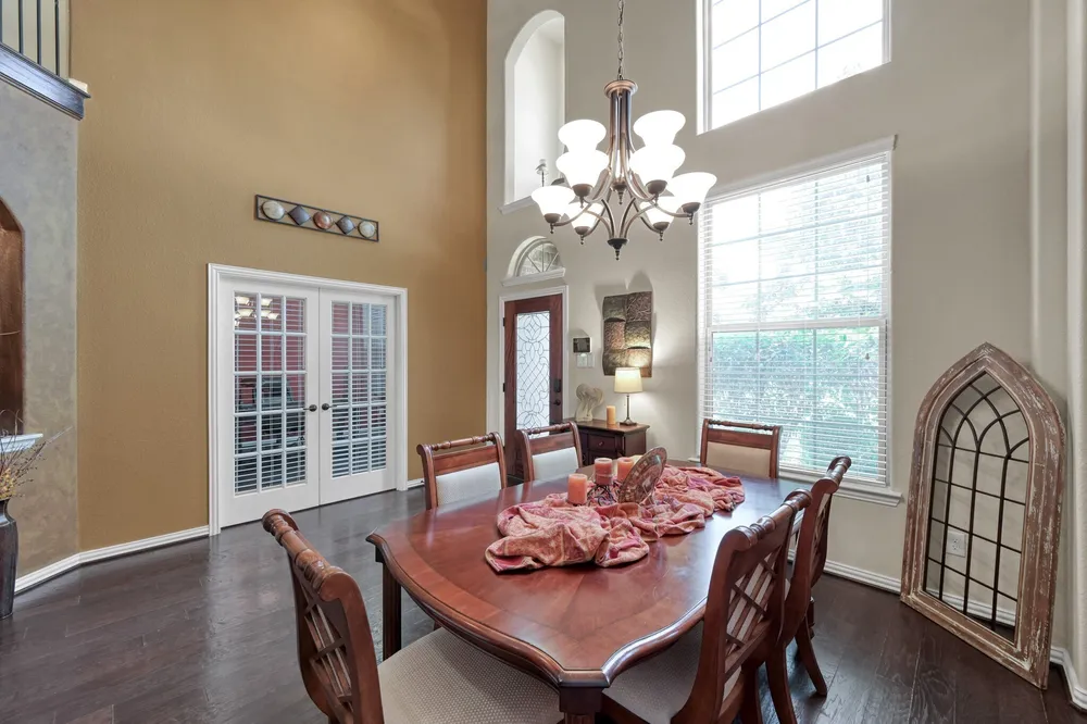 2033 Brodie Ln, Conroe, TX 77301