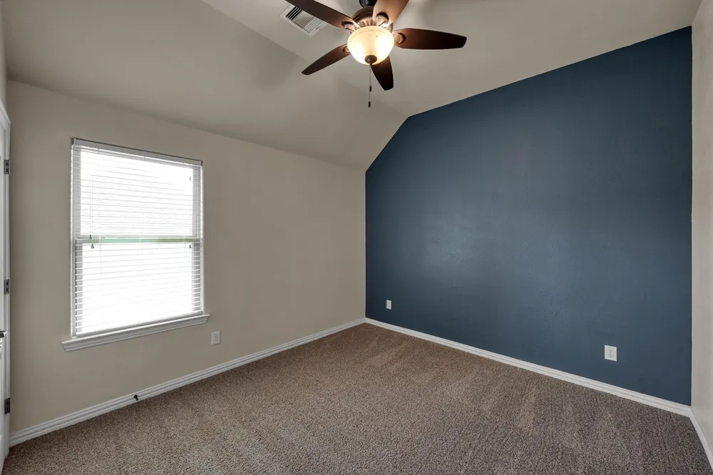 2033 Brodie Ln, Conroe, TX 77301