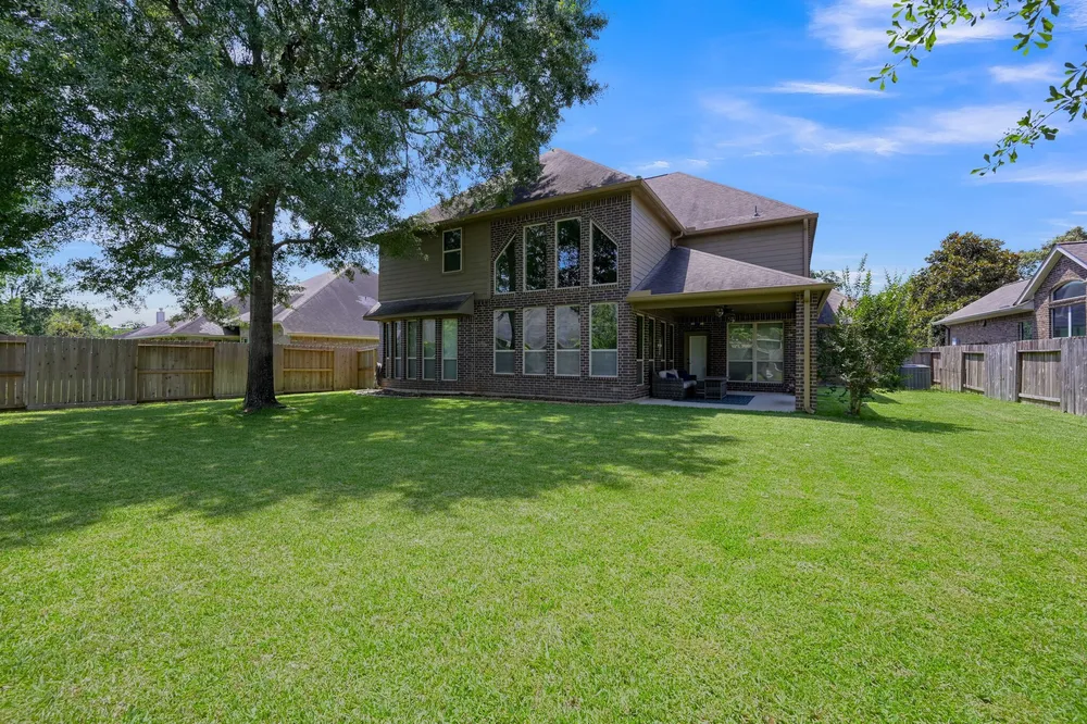2033 Brodie Ln, Conroe, TX 77301