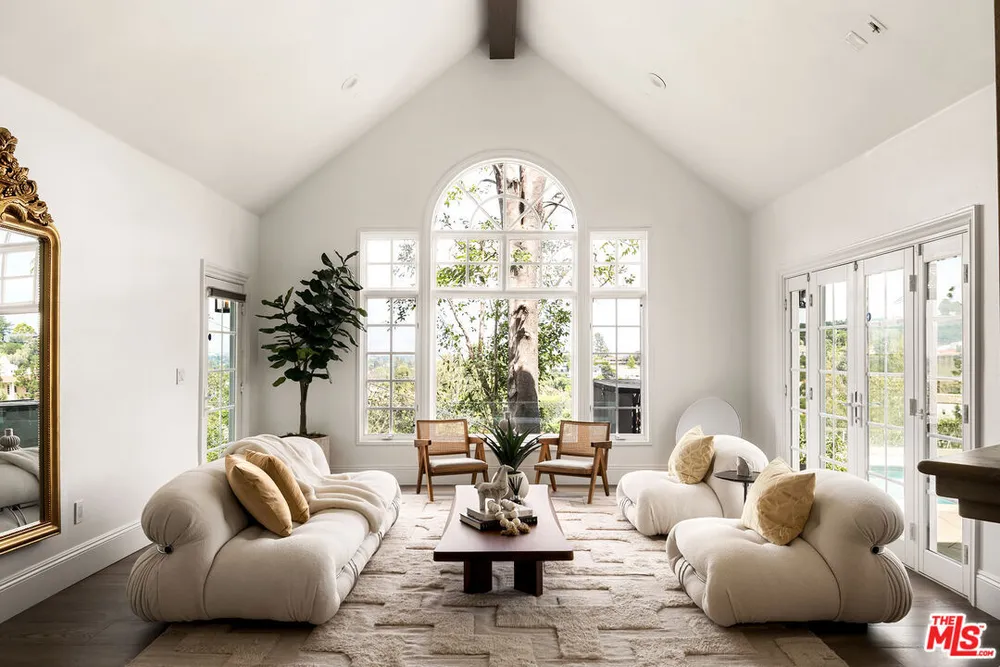 12917 Galewood St, Studio City, CA 91604