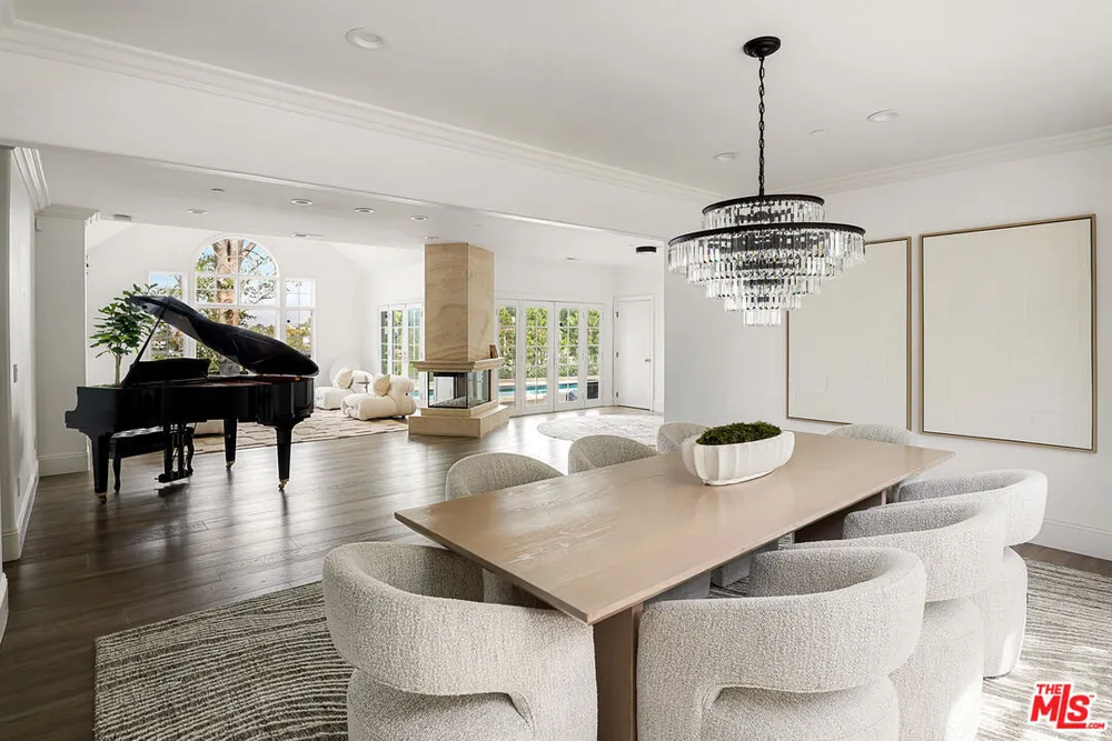 12917 Galewood St, Studio City, CA 91604