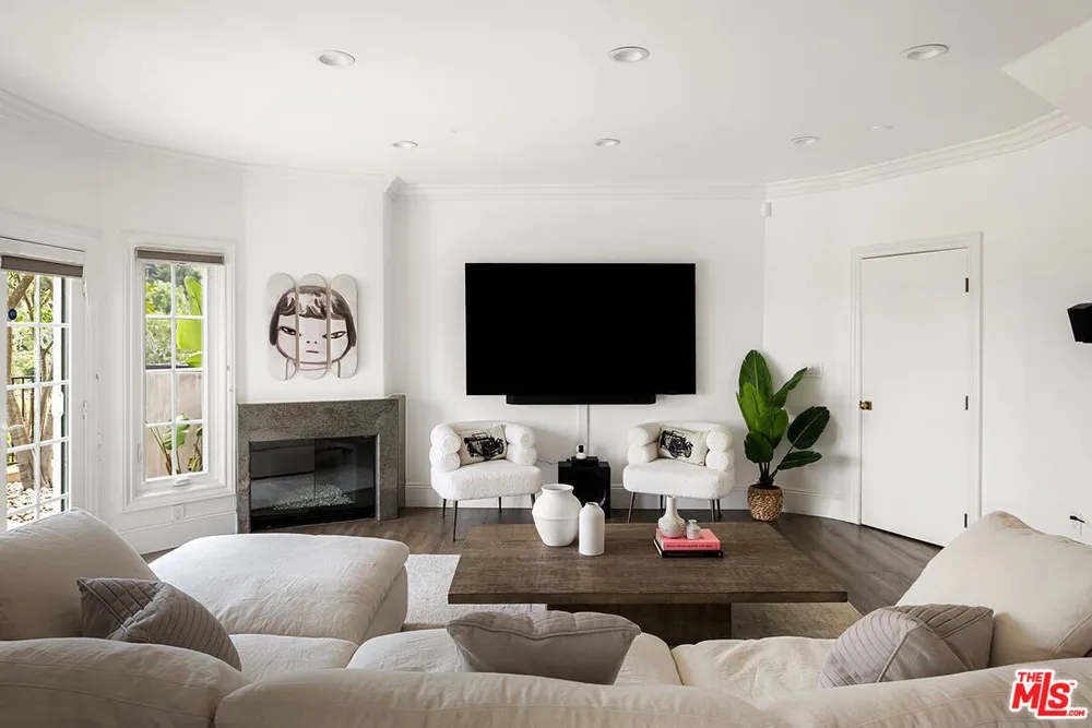 12917 Galewood St, Studio City, CA 91604