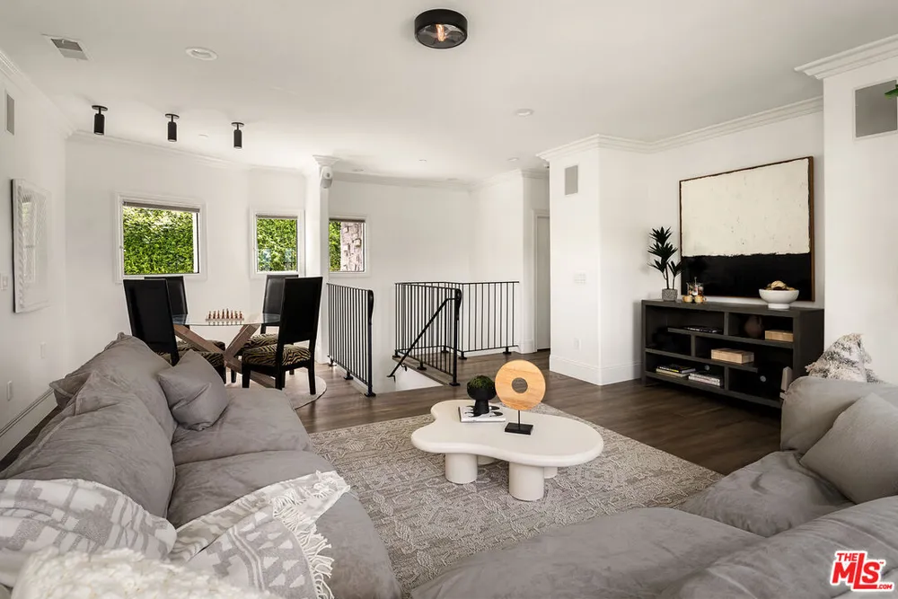 12917 Galewood St, Studio City, CA 91604