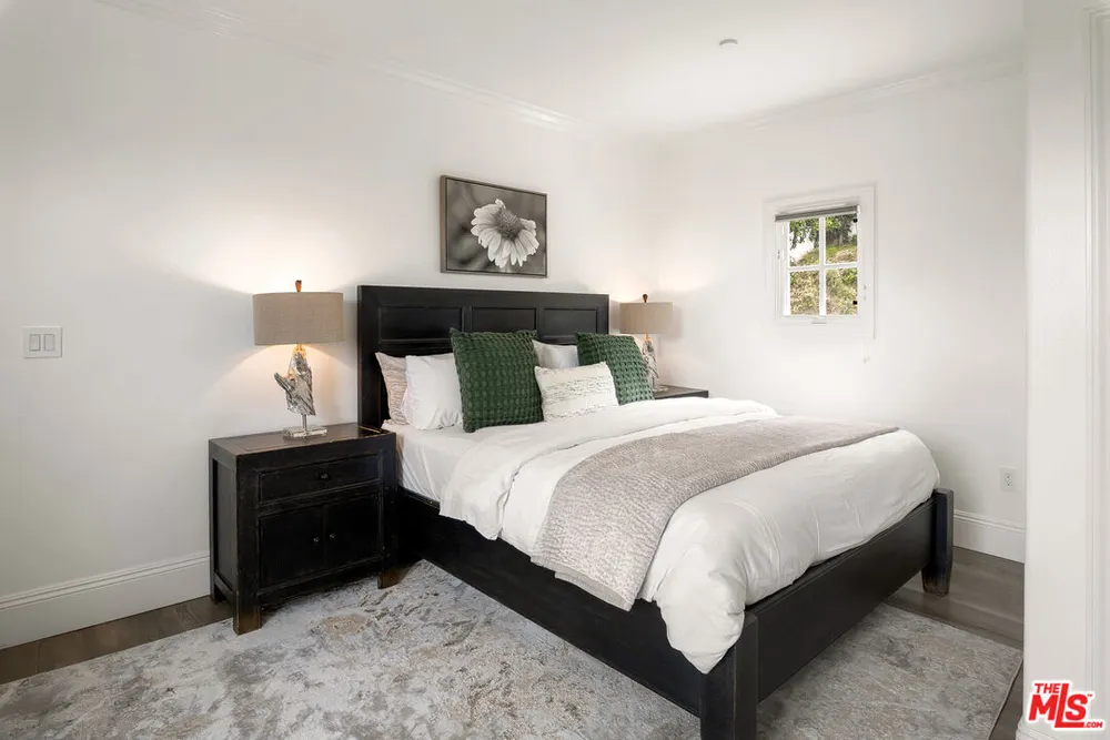 12917 Galewood St, Studio City, CA 91604