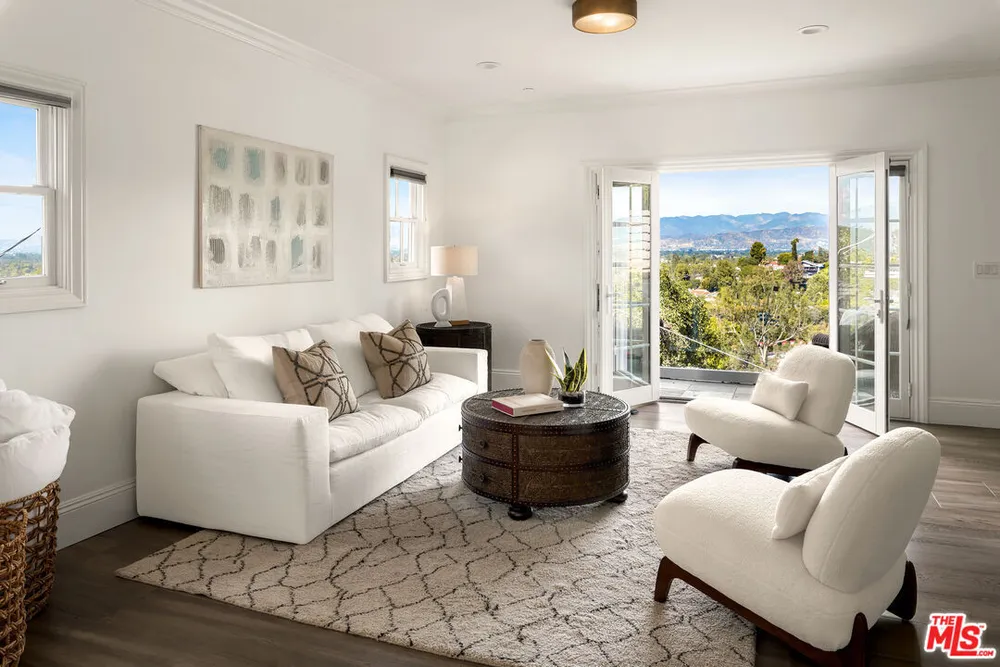 12917 Galewood St, Studio City, CA 91604