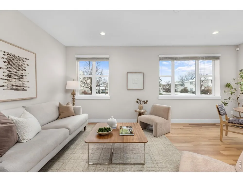 653 Grandview Meadows Dr, Longmont, CO 80503
