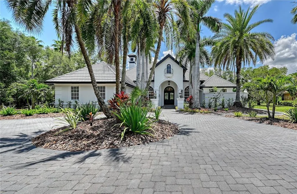 6959 Westchester Circle, Lakewood Ranch, FL 34202
