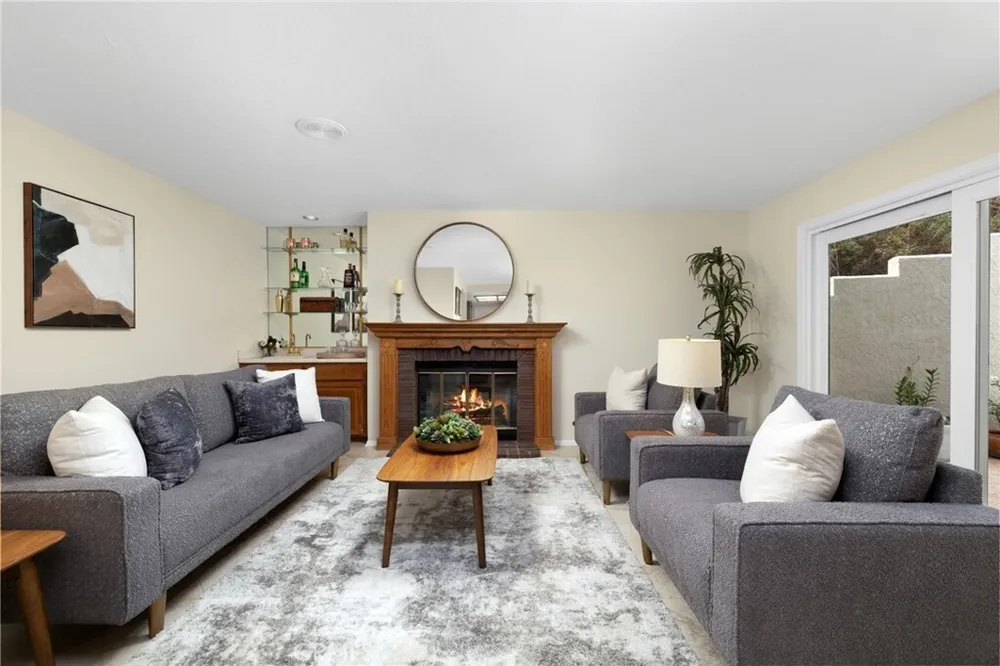 785 Norumbega Dr, Monrovia, CA 91016