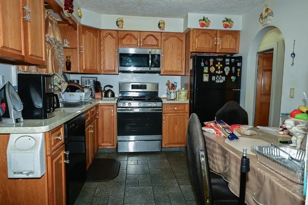 117 Fairmount St, Boston, MA 02124