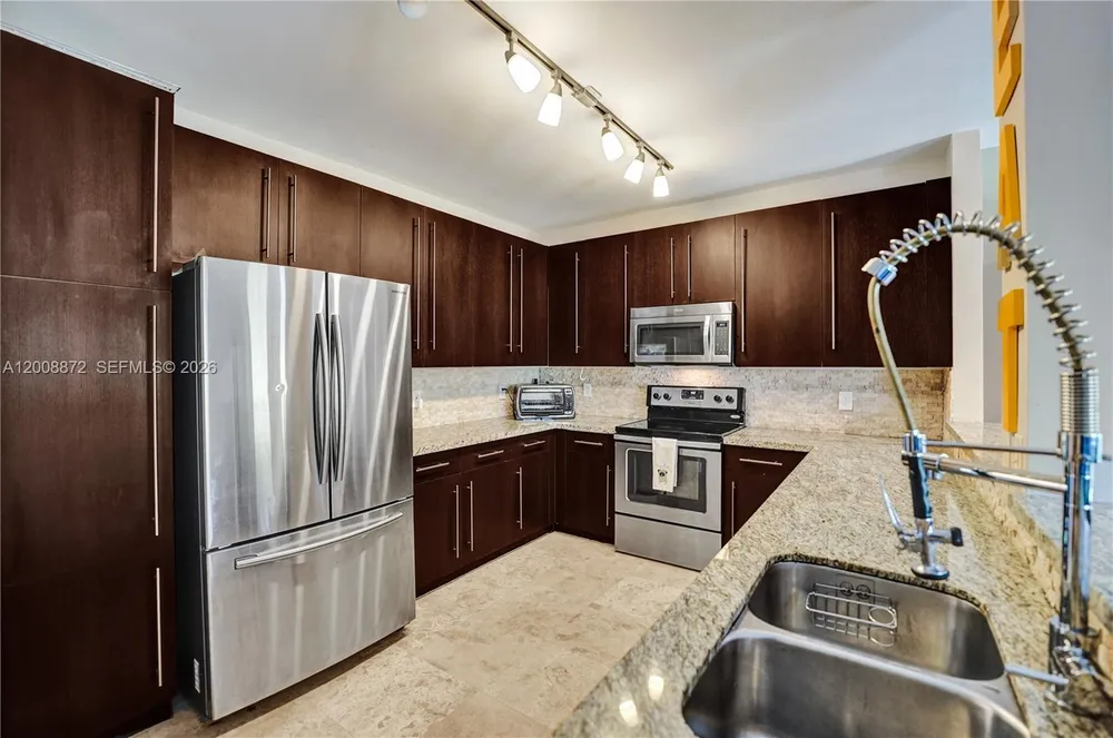 13206 NW 7th Pl, Plantation, FL 33325