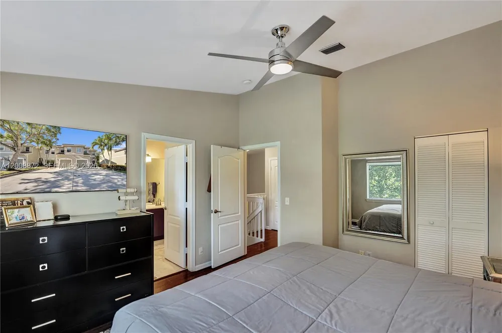 13206 NW 7th Pl, Plantation, FL 33325