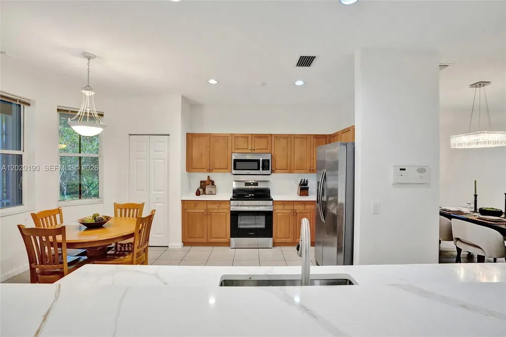 4452 Stone Ridge Way, Weston, FL 33331