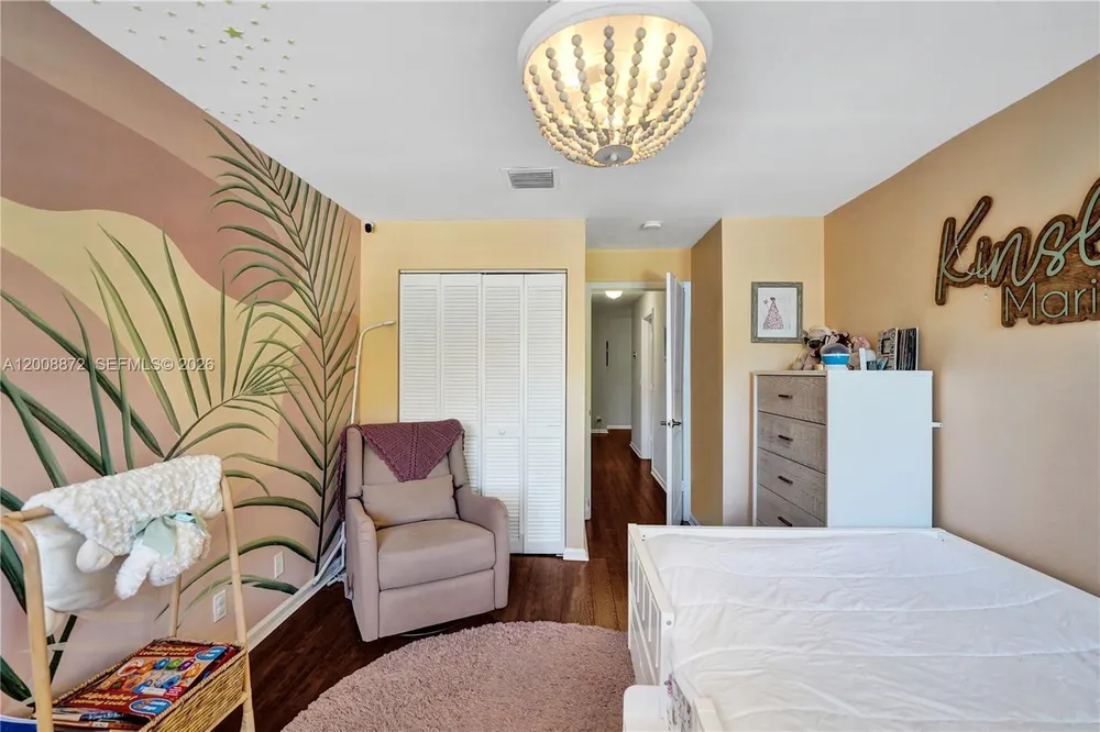 13206 NW 7th Pl, Plantation, FL 33325