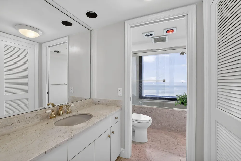 1400 S Ocean Blvd, Boca Raton, FL 33432
