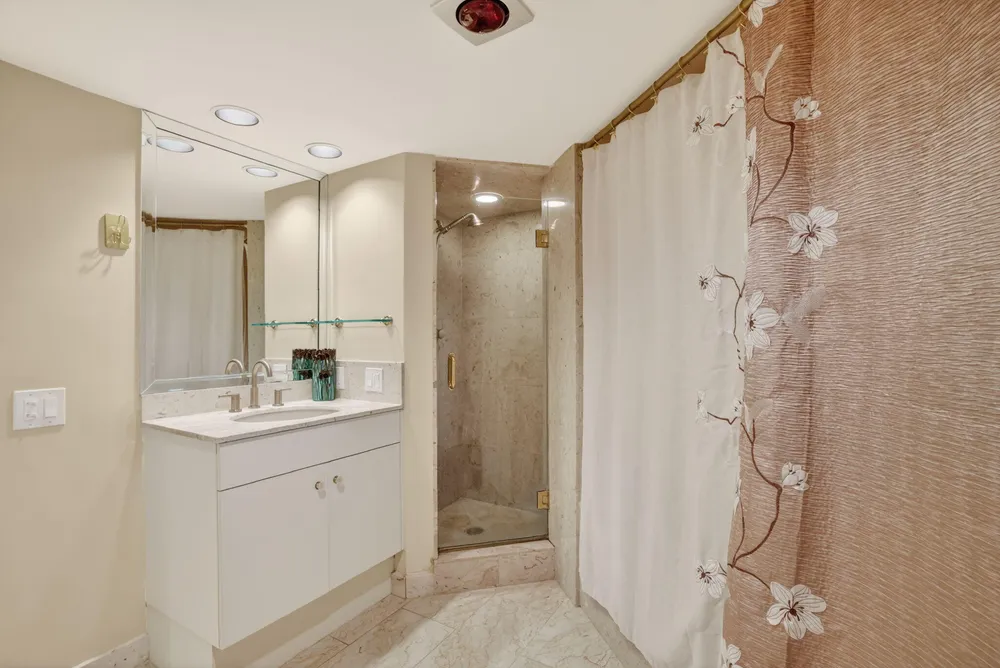 1400 S Ocean Blvd, Boca Raton, FL 33432