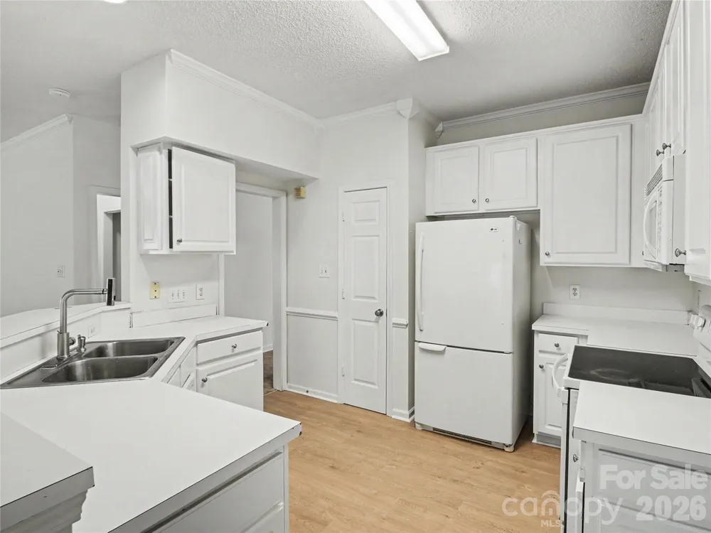 12313 Carolina Crossing Dr, Charlotte, NC 28273-4754
