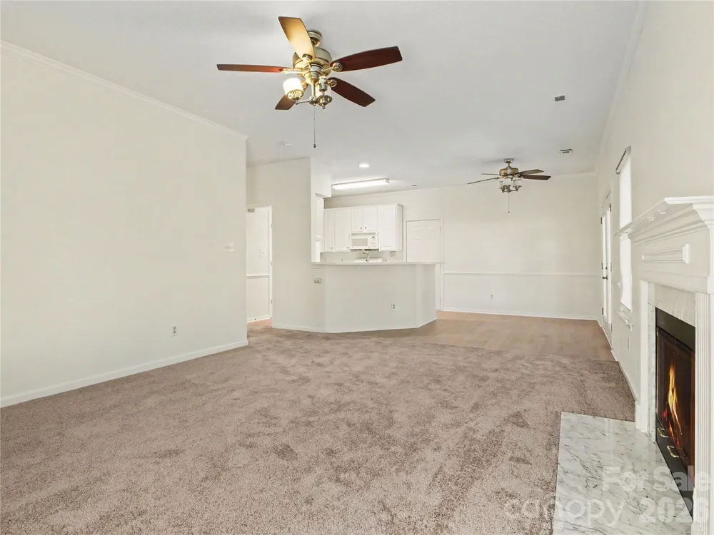 12313 Carolina Crossing Dr, Charlotte, NC 28273-4754