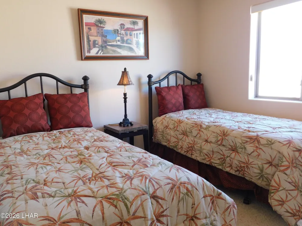 3330 Tomahawk Dr, Lake Havasu City, AZ 86406