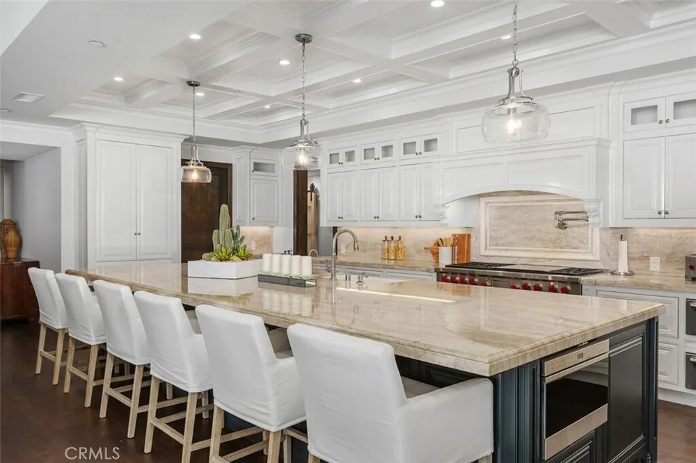 4 Inverness Ln, Newport Beach, CA 92660