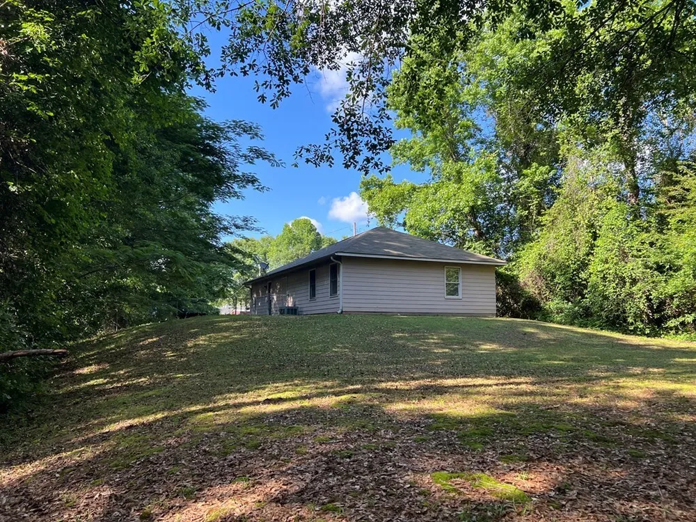 71 Lee Road 2010, Phenix City, AL 36870