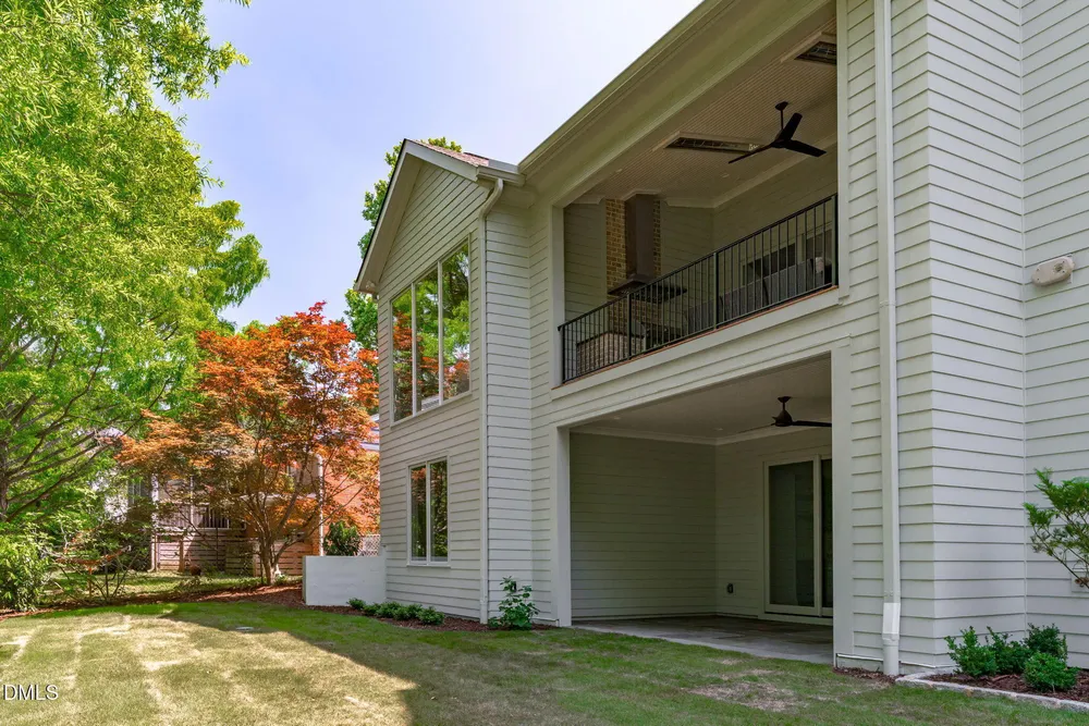 3442 Redbud Ln, Raleigh, NC 27607