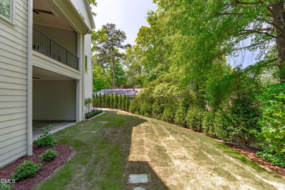 3442 Redbud Ln, Raleigh, NC 27607