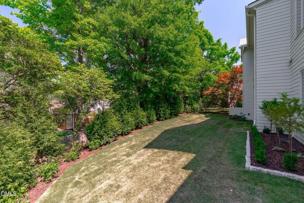 3442 Redbud Ln, Raleigh, NC 27607