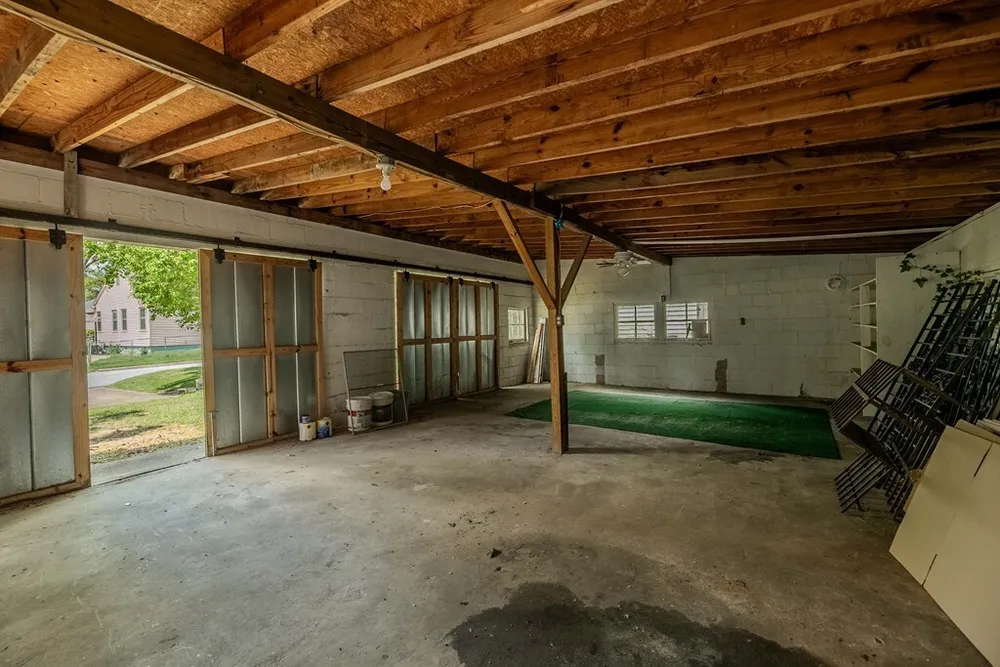 1033 Britt Ave, Columbus, GA 31906