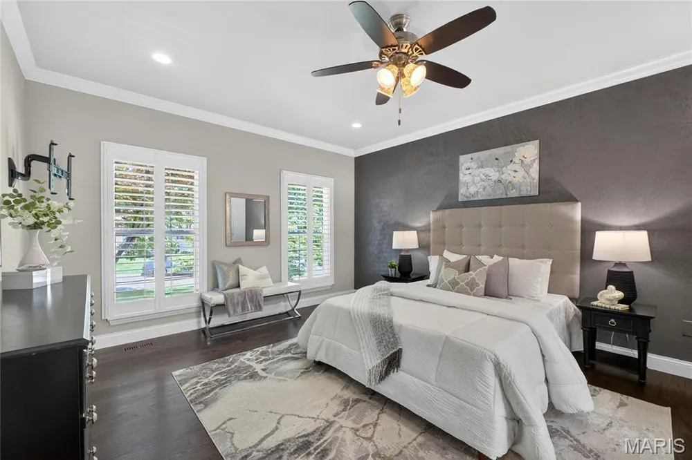 5568 Hennsley Circle, Weldon Spring, MO 63304