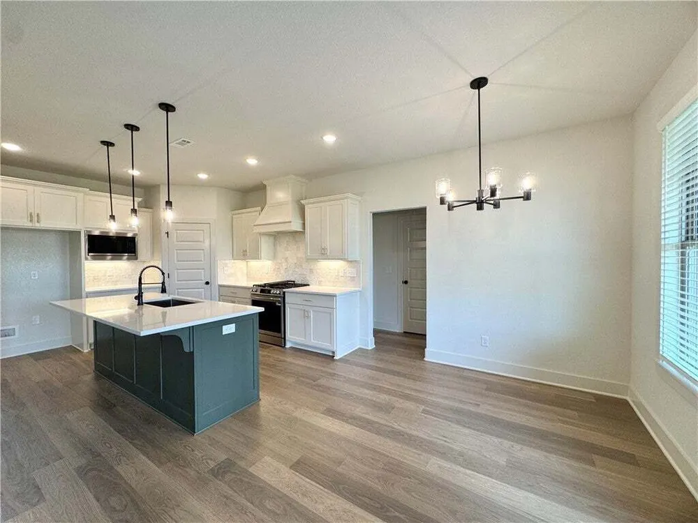 SW Post Loop, Bentonville, AR 72713