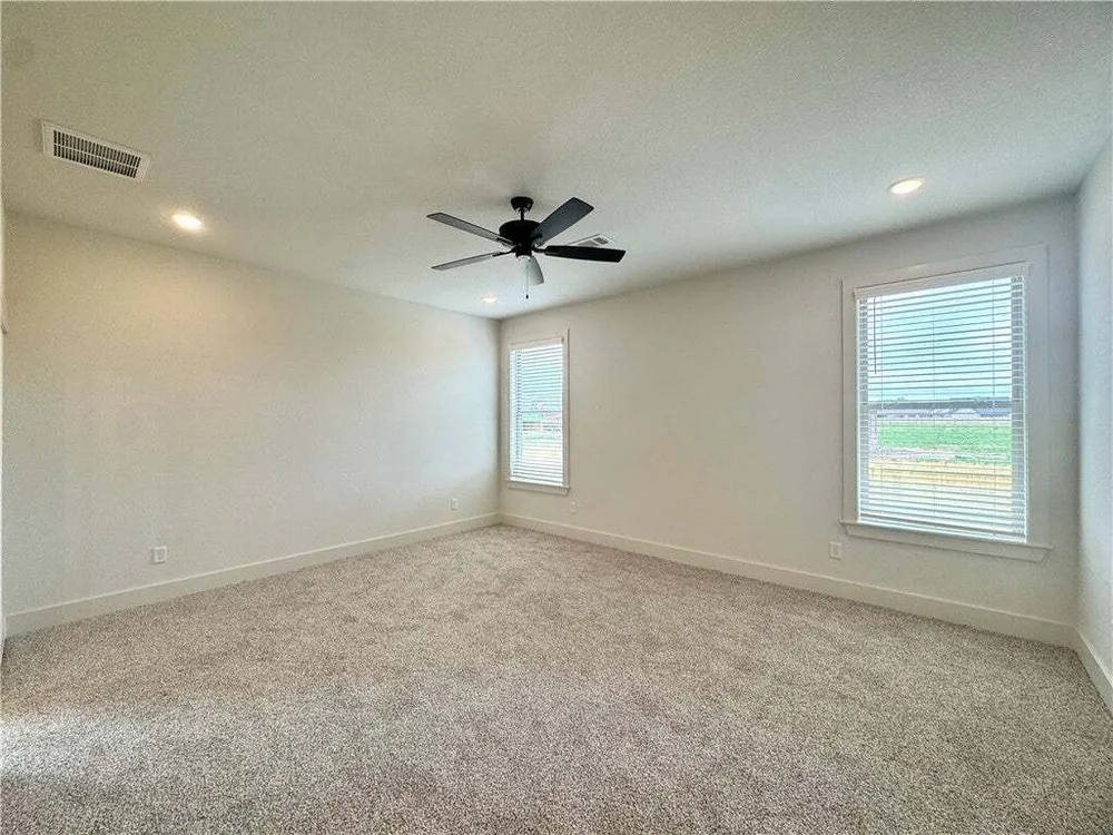 SW Post Loop, Bentonville, AR 72713