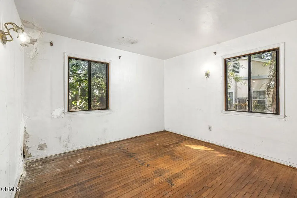 2193 Casa Grande St, Pasadena, CA 91104-4104