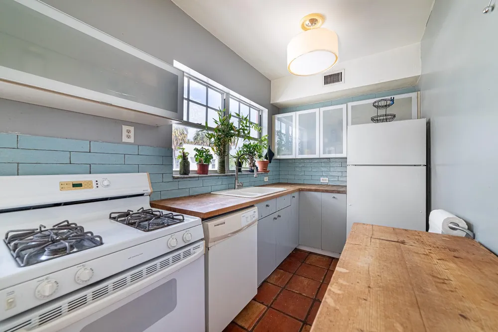 758 Meridian Ave, Miami Beach, FL 33139
