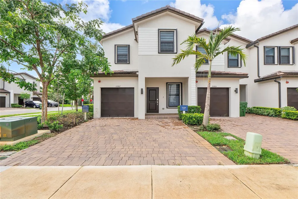 15987 SW 2nd Pl, Pembroke Pines, FL 33027