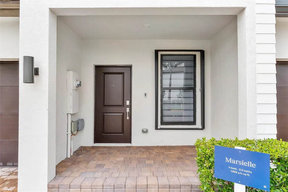 15987 SW 2nd Pl, Pembroke Pines, FL 33027