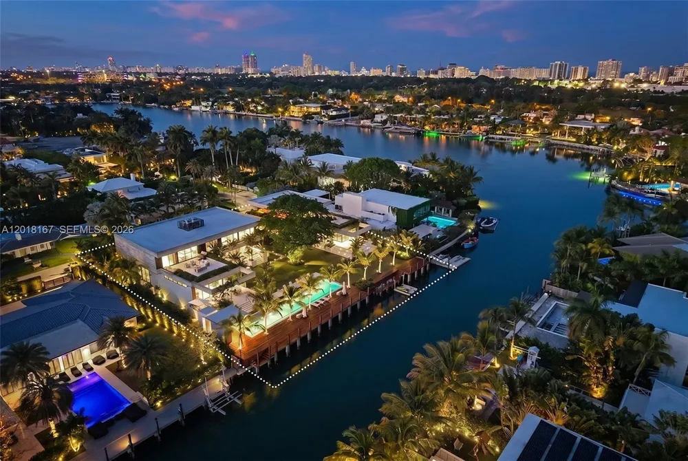 1420 W 23rd St, Miami Beach, FL 33140