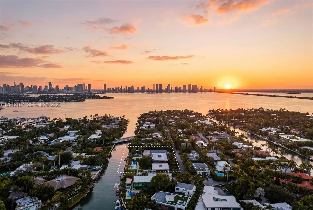 1420 W 23rd St, Miami Beach, FL 33140