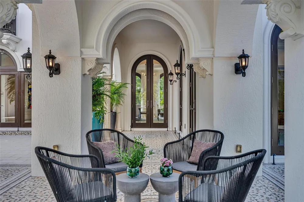 4955 SW 83rd St, Miami, FL 33143
