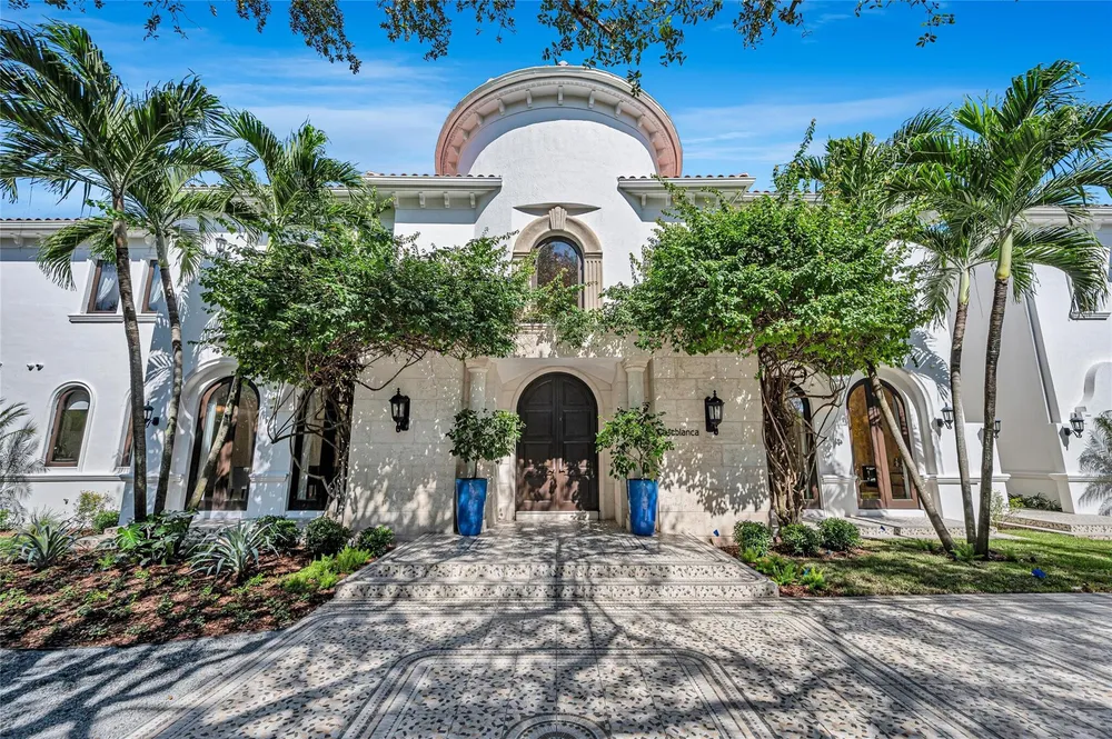 4955 SW 83rd St, Miami, FL 33143