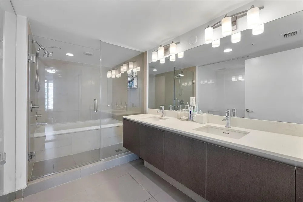 6620 Indian Creek Dr, Miami Beach, FL 33141